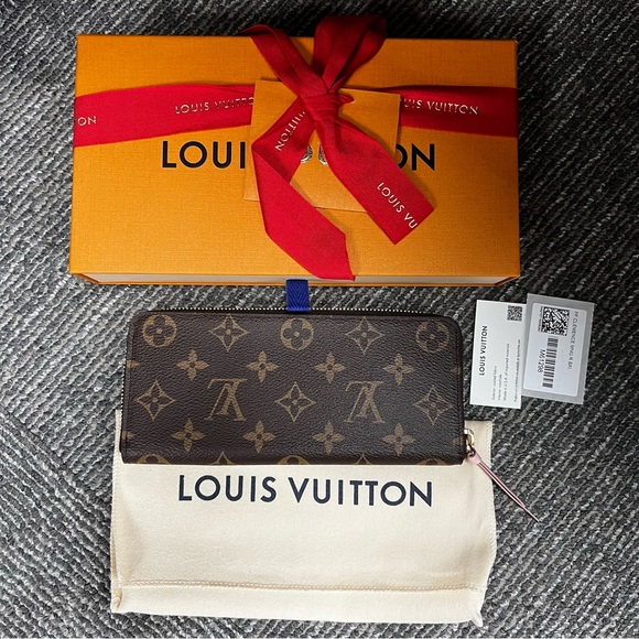 LOUIS VUITTON MONOGRAM CLEMENCE WALLET ZIP AROUND ROSE BALLERINE - Picture 14 of 16